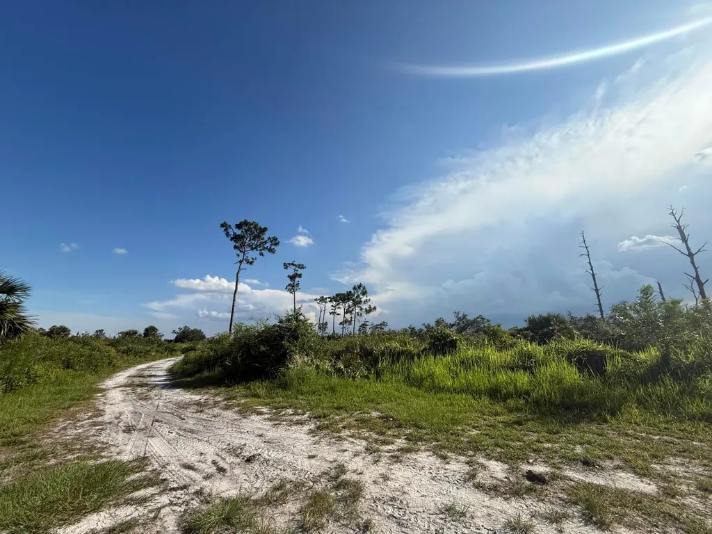 3349 NE 301st Boulevard Okeechobee FL 34972