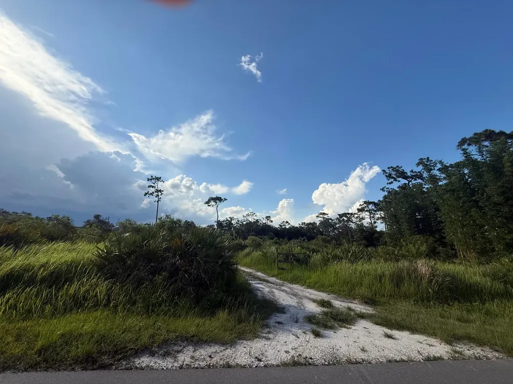 3349 NE 301st Boulevard Okeechobee FL 34972