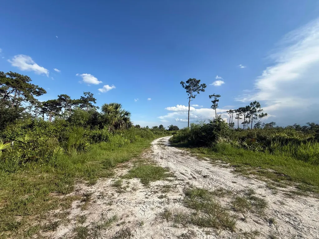 3349 NE 301st Boulevard Okeechobee FL 34972