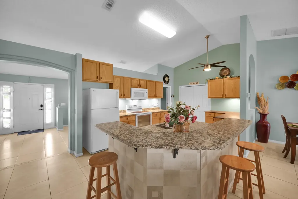 663 NW North Macedo Boulevard Port St Lucie FL 34983