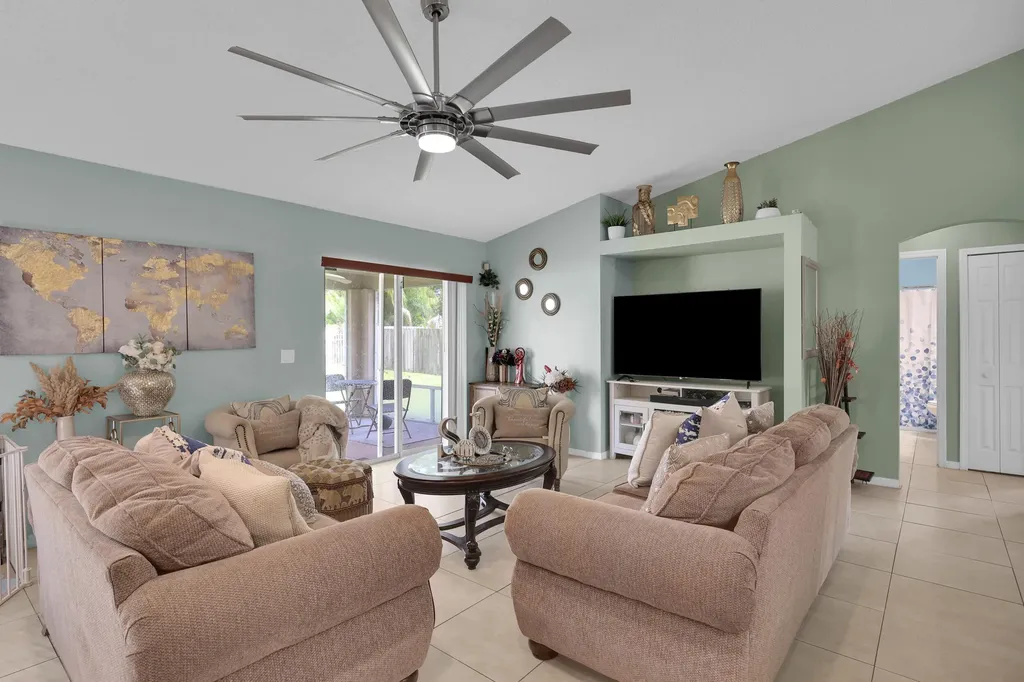 663 NW North Macedo Boulevard Port St Lucie FL 34983