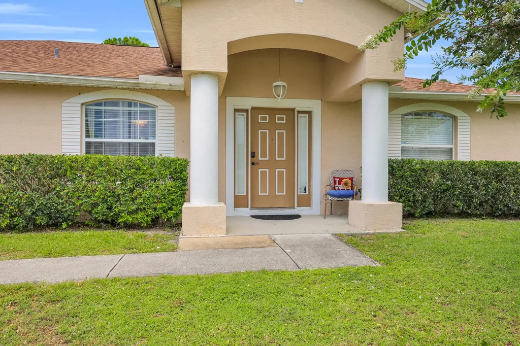 663 NW North Macedo Boulevard Port St Lucie FL 34983