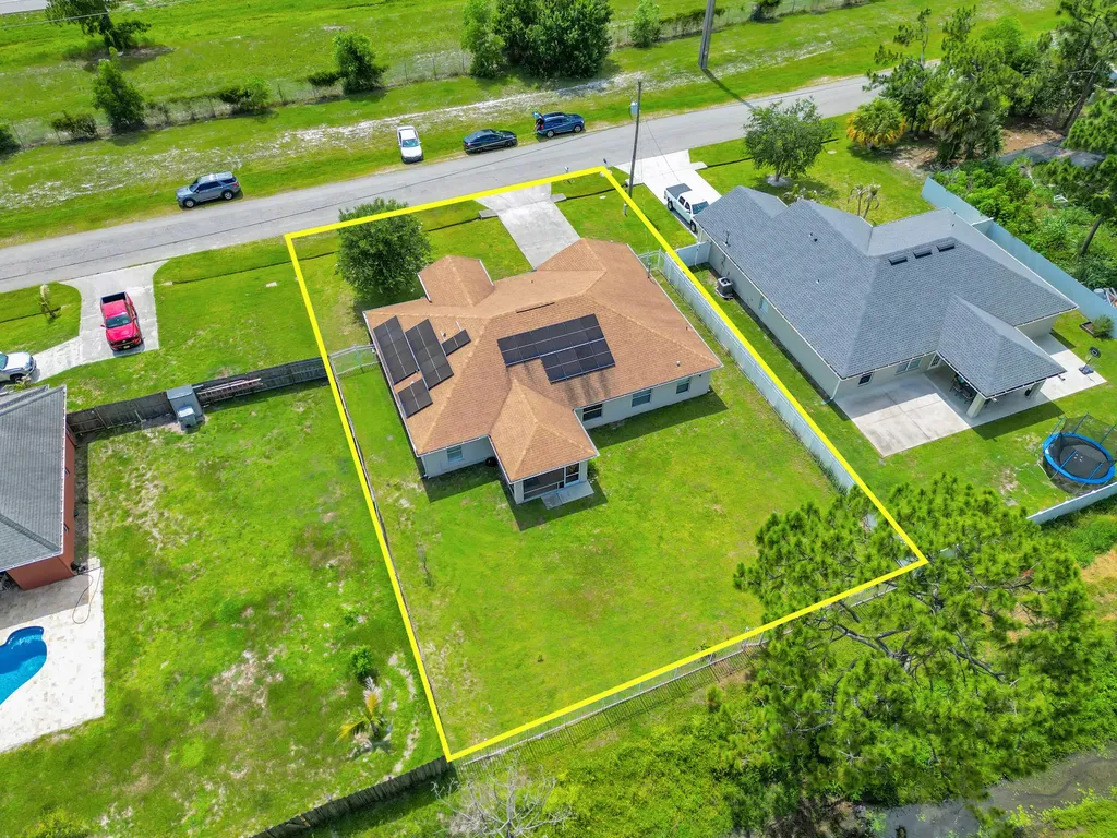 663 NW North Macedo Boulevard Port St Lucie FL 34983