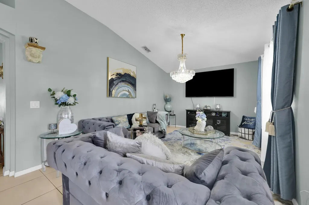663 NW North Macedo Boulevard Port St Lucie FL 34983