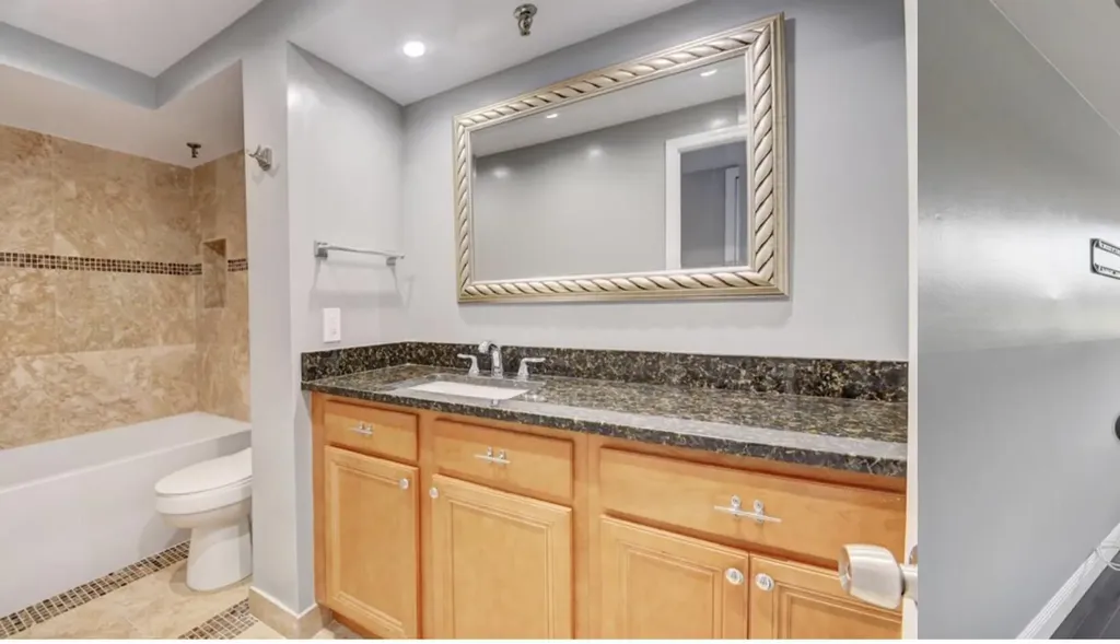 859 Jeffery Street Boca Raton FL 33487