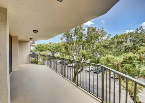 859 Jeffery Street Boca Raton FL 33487