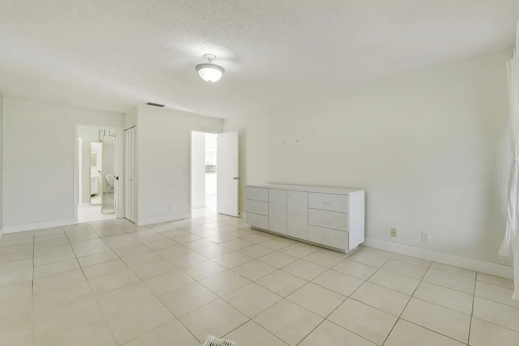 13679 Date Palm Court Delray Beach FL 33484