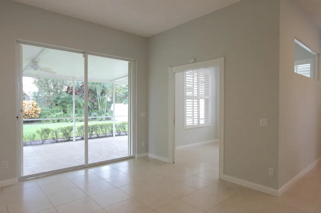 117 Hampton Circle Jupiter FL 33458