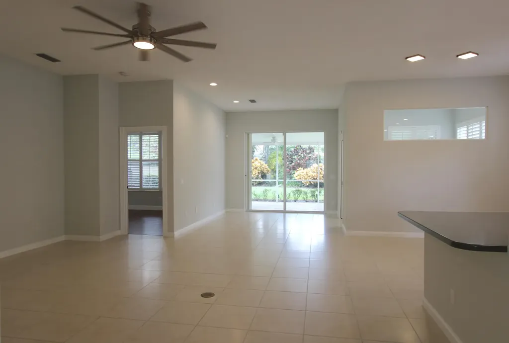 117 Hampton Circle Jupiter FL 33458