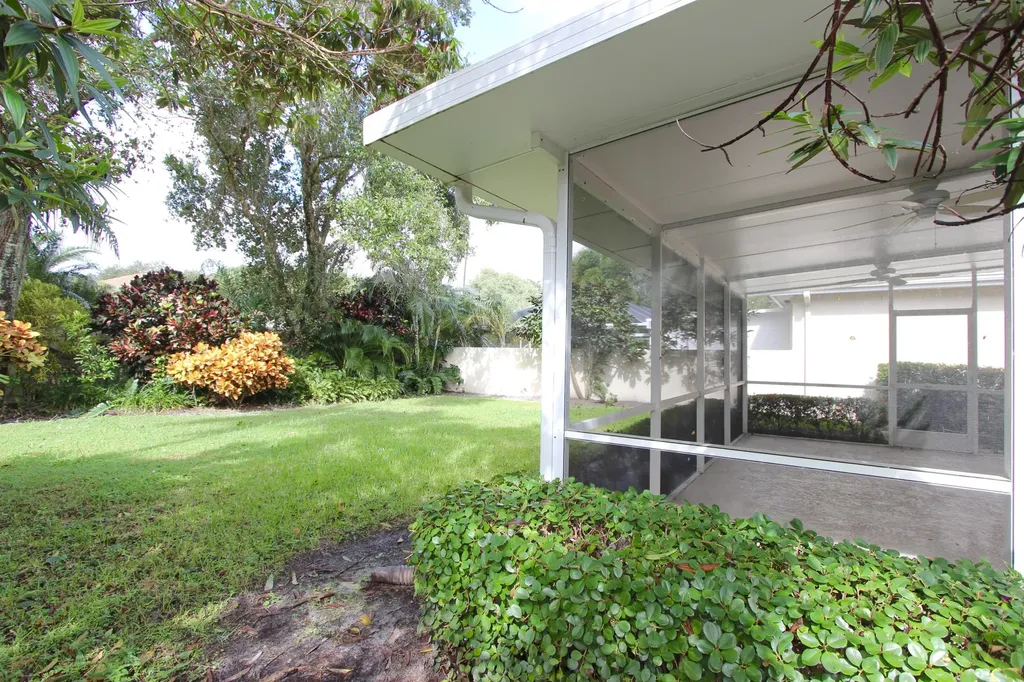 117 Hampton Circle Jupiter FL 33458