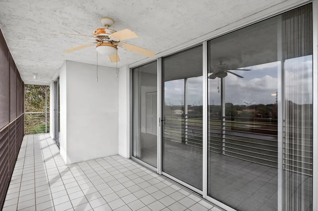 3507 Oaks Way Pompano Beach FL 33069