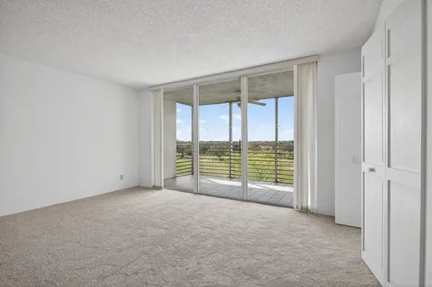 3507 Oaks Way Pompano Beach FL 33069