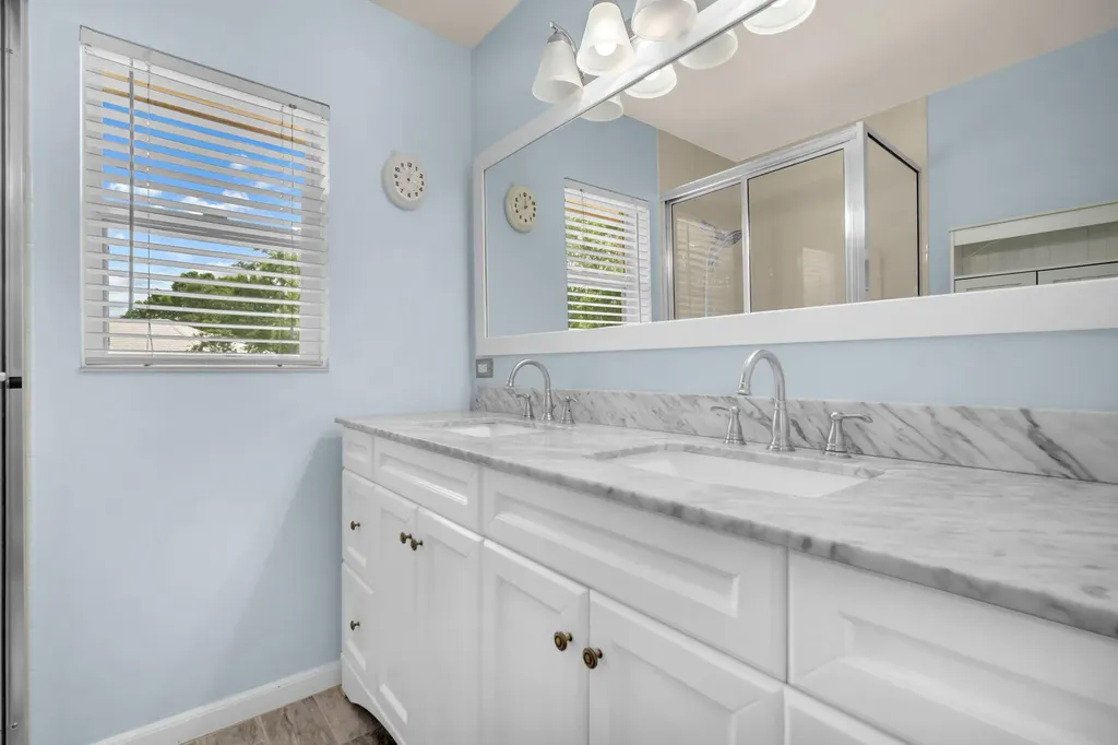 1805 Middleton Way West Palm Beach FL 33409