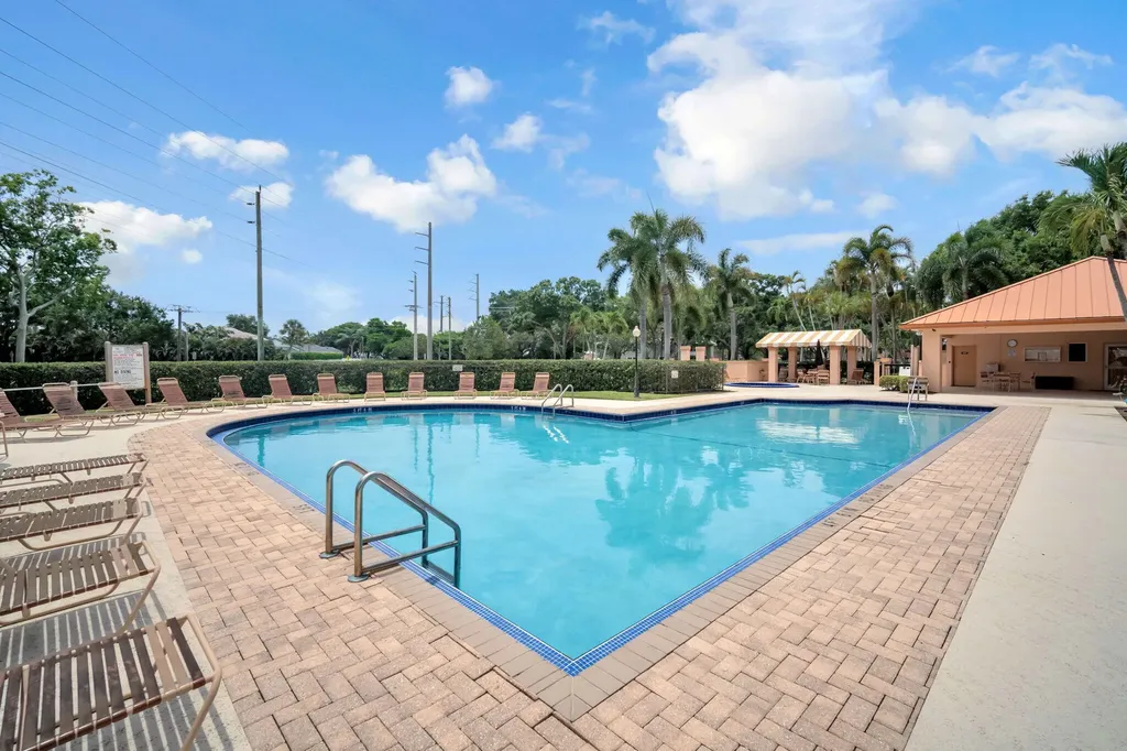 1805 Middleton Way West Palm Beach FL 33409