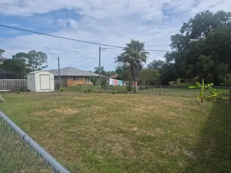681 NW Thuringer Street Street NW Palm Bay FL 32907
