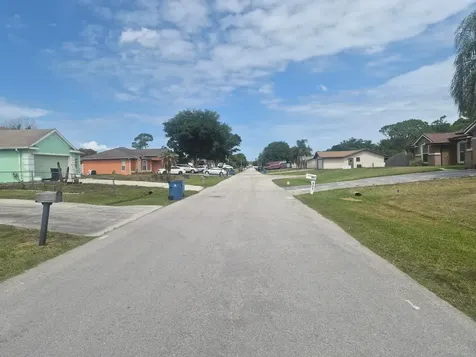 681 NW Thuringer Street Street NW Palm Bay FL 32907