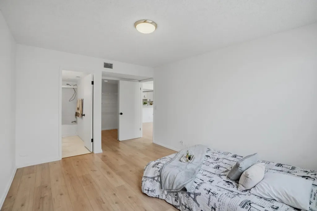 8296 NW 24th Street Coral Springs FL 33065