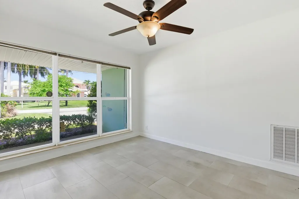 6563 Paul Mar Drive Lake Worth FL 33462