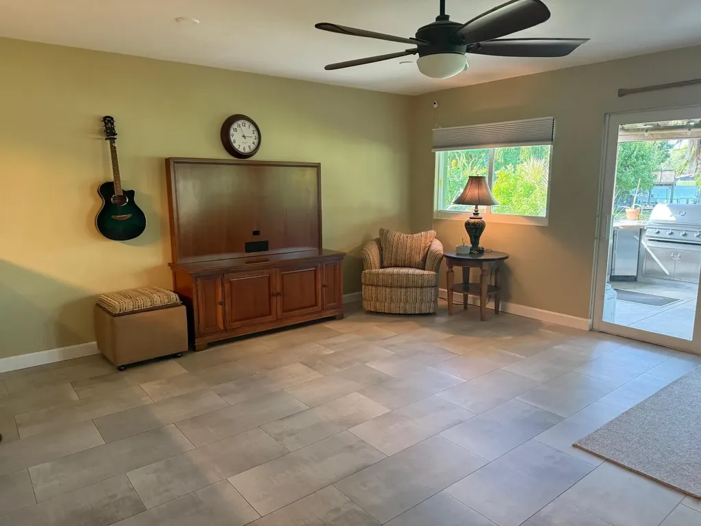 6563 Paul Mar Drive Lake Worth FL 33462