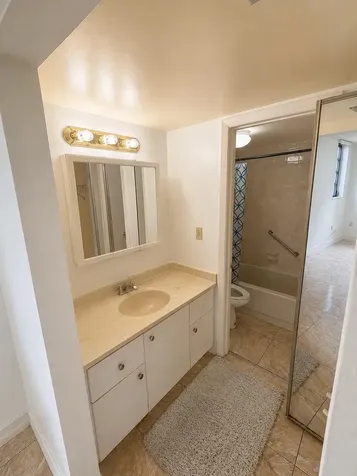 1000 Colony Point Circle Pembroke Pines FL 33026