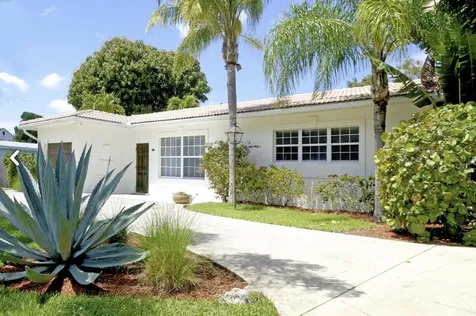 2031 Pleasant Drive Juno Beach FL 33408