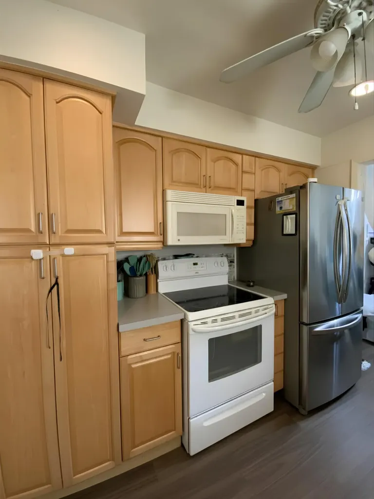 2894 SE 1st Place Boynton Beach FL 33435