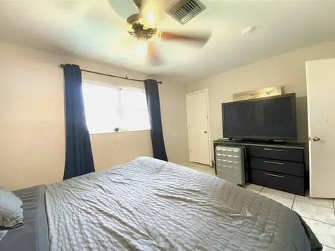 2894 SE 1st Place Boynton Beach FL 33435