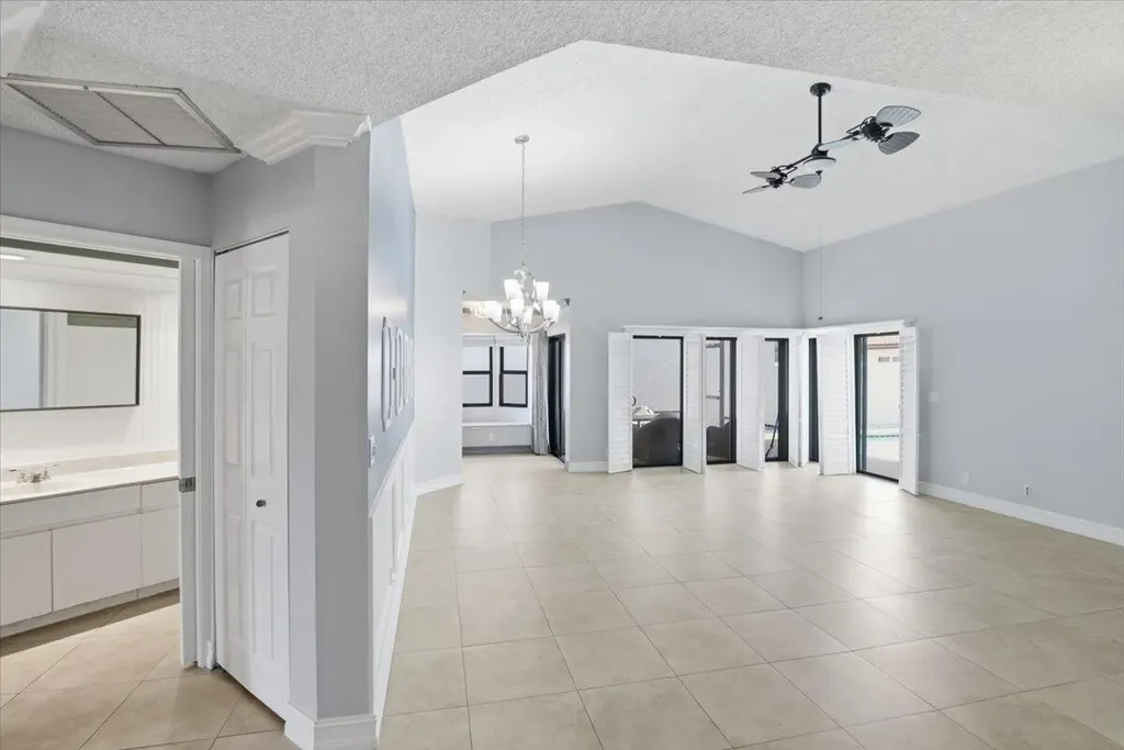 21583 Villa Nova Drive Boca Raton FL 33433