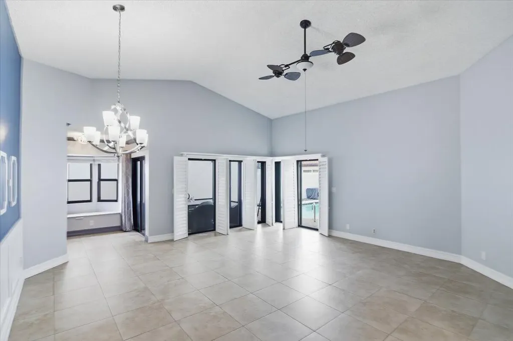 21583 Villa Nova Drive Boca Raton FL 33433
