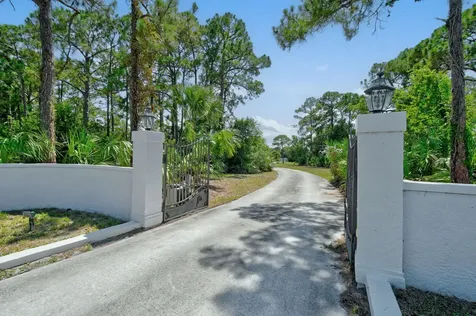 425 N Ffa Road Fort Pierce FL 34945