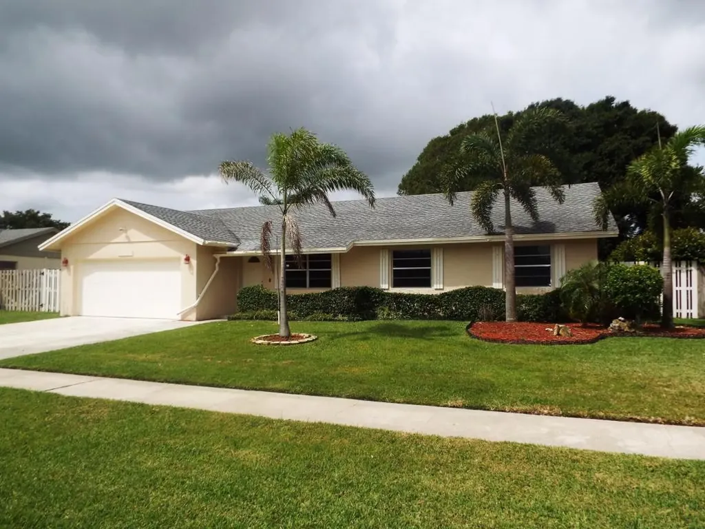 1268 Pinetta Circle Wellington FL 33414