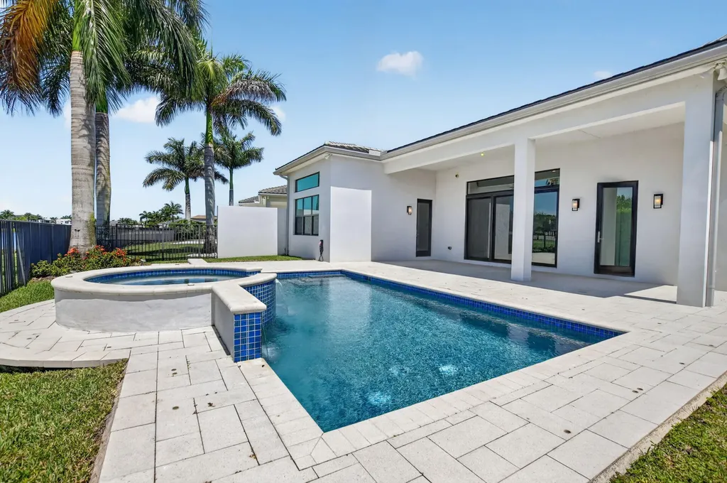 9168 Benedetta Place Boca Raton FL 33496