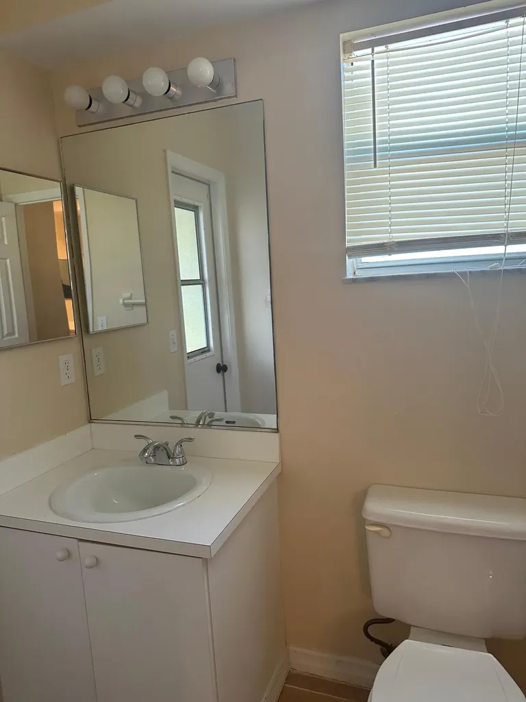 2426 SE Addison Street Port St Lucie FL 34984