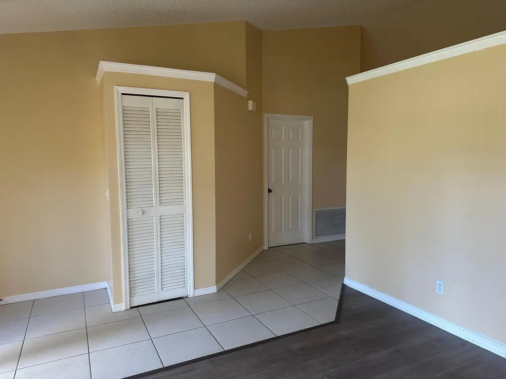 2426 SE Addison Street Port St Lucie FL 34984