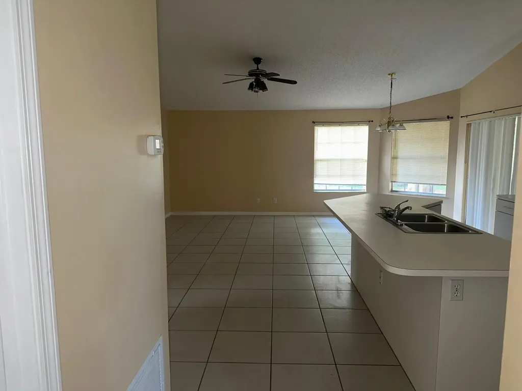 2426 SE Addison Street Port St Lucie FL 34984