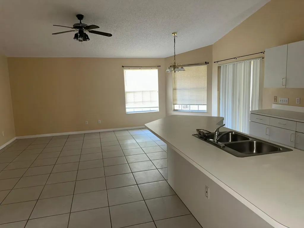 2426 SE Addison Street Port St Lucie FL 34984