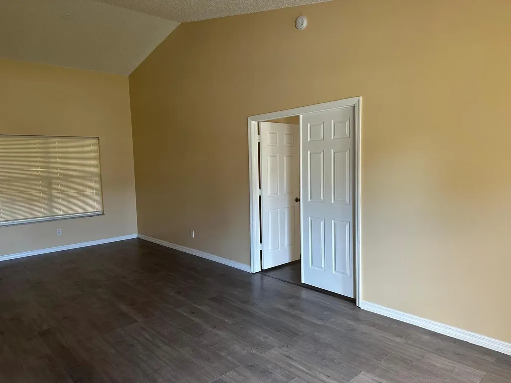 2426 SE Addison Street Port St Lucie FL 34984