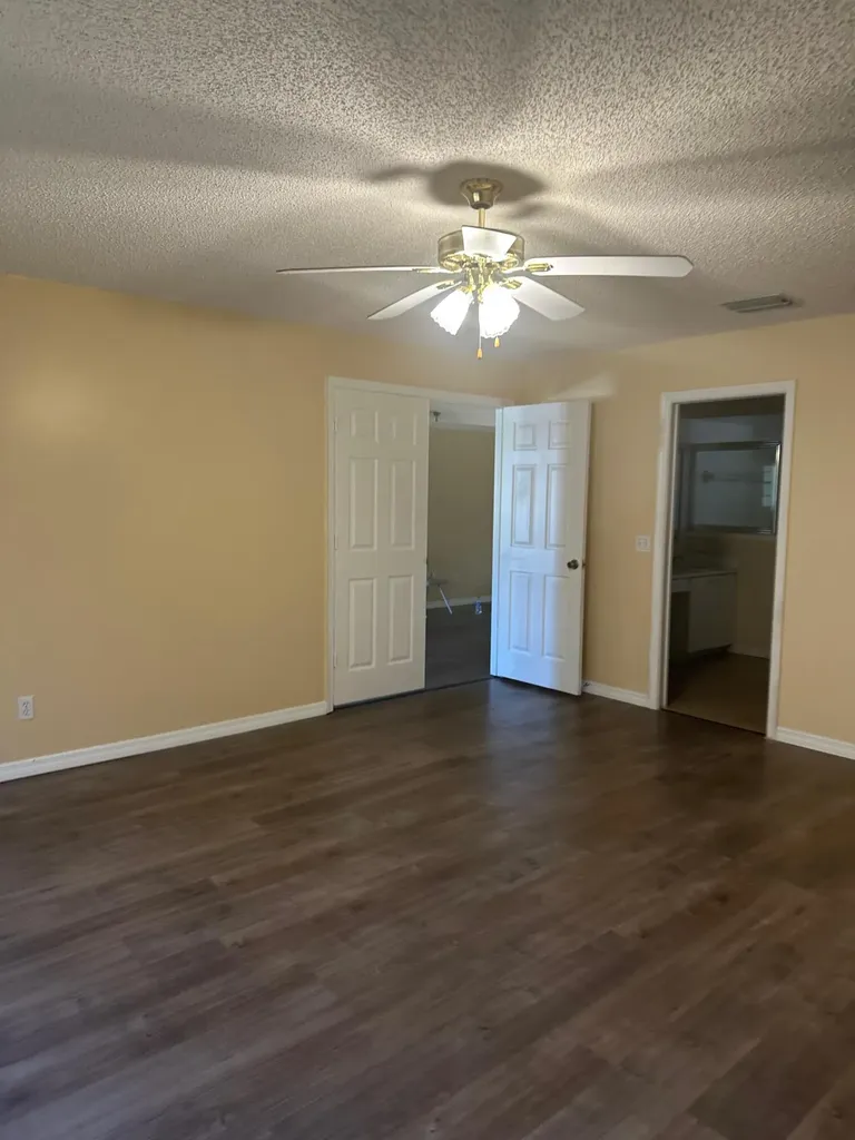 2426 SE Addison Street Port St Lucie FL 34984