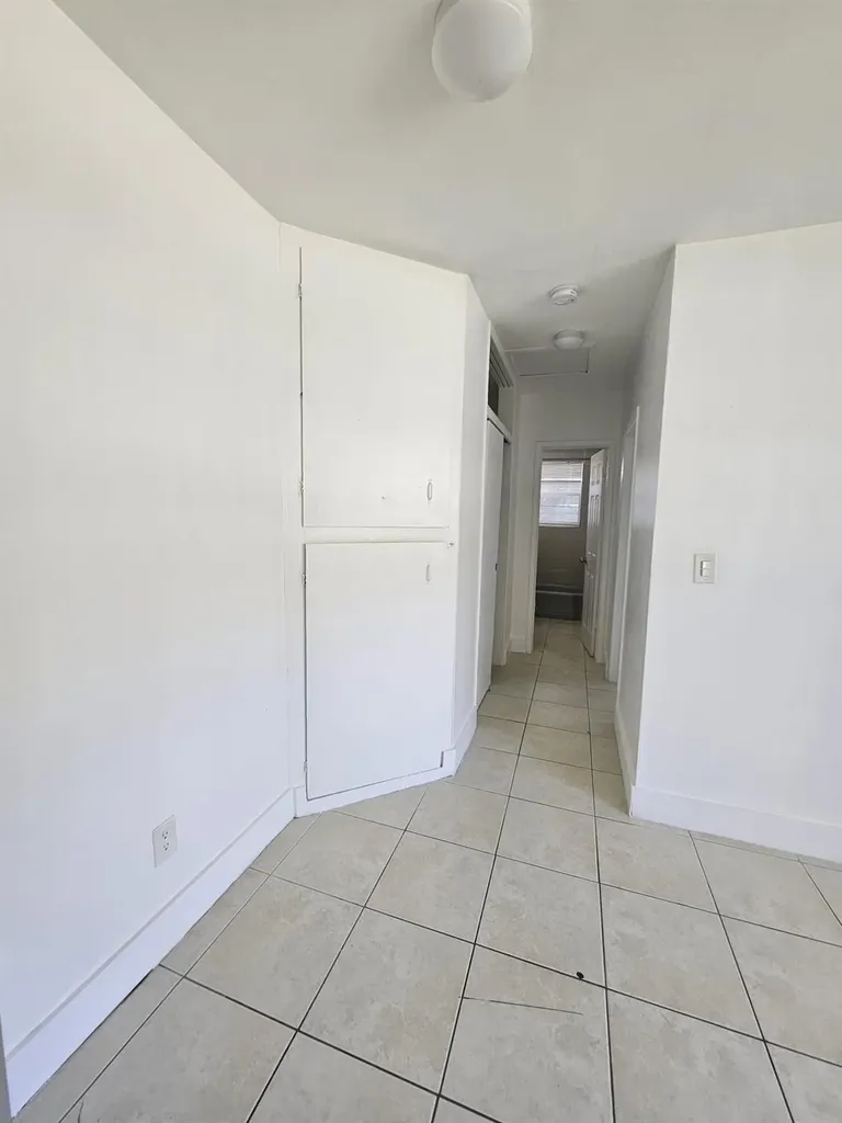 2032 NE 168th Street North Miami Beach FL 33162