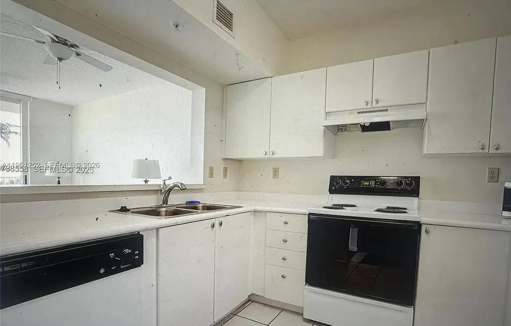 3020 NE 32nd Avenue Fort Lauderdale FL 33308