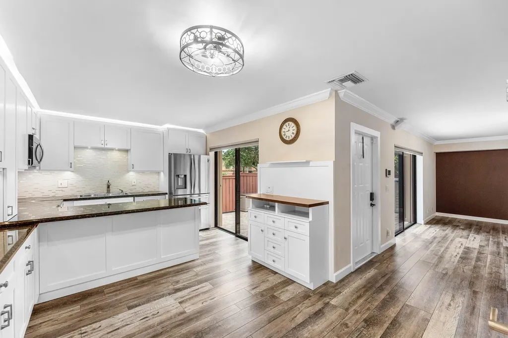 2818 Waterford Drive N Deerfield Beach FL 33442