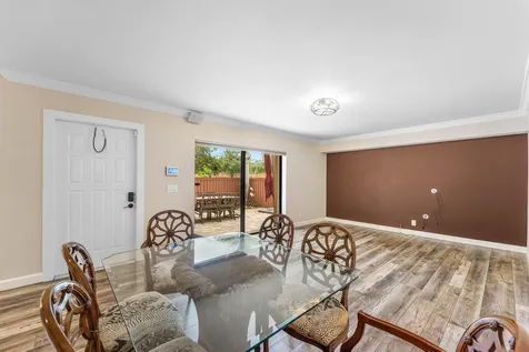 2818 Waterford Drive N Deerfield Beach FL 33442