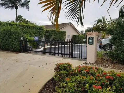 500 NE 3rd Street Hallandale FL 33009