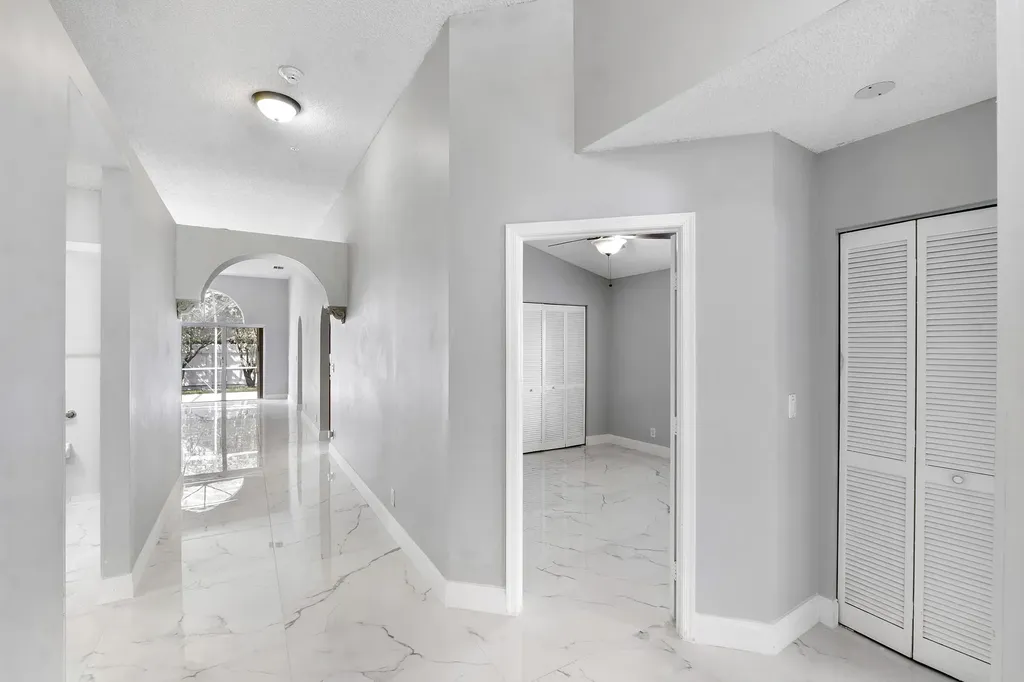 17646 SW 10th Street Pembroke Pines FL 33029