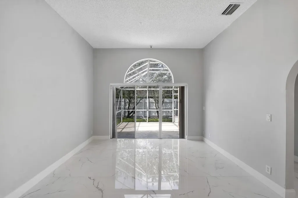 17646 SW 10th Street Pembroke Pines FL 33029