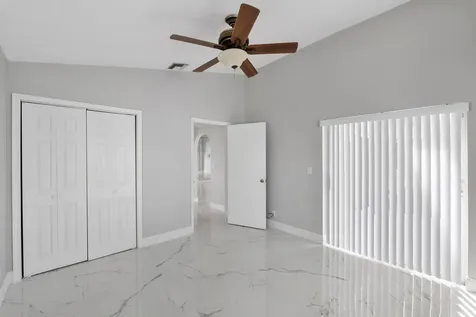 17646 SW 10th Street Pembroke Pines FL 33029