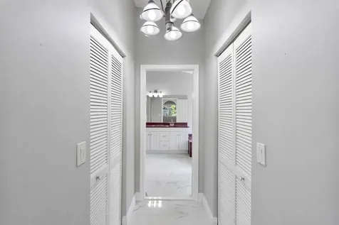 17646 SW 10th Street Pembroke Pines FL 33029