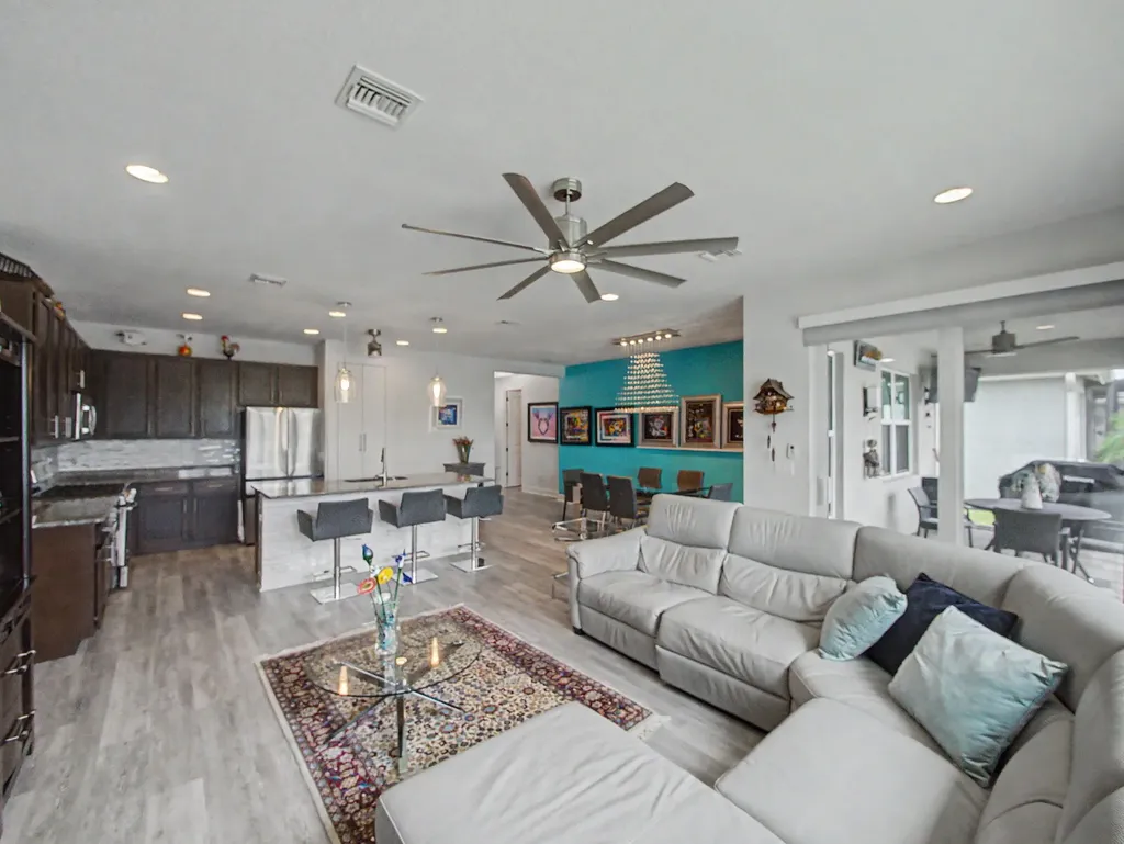 11875 SW Jasper Lake Way Port St Lucie FL 34987