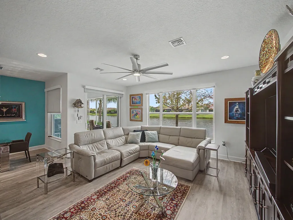 11875 SW Jasper Lake Way Port St Lucie FL 34987