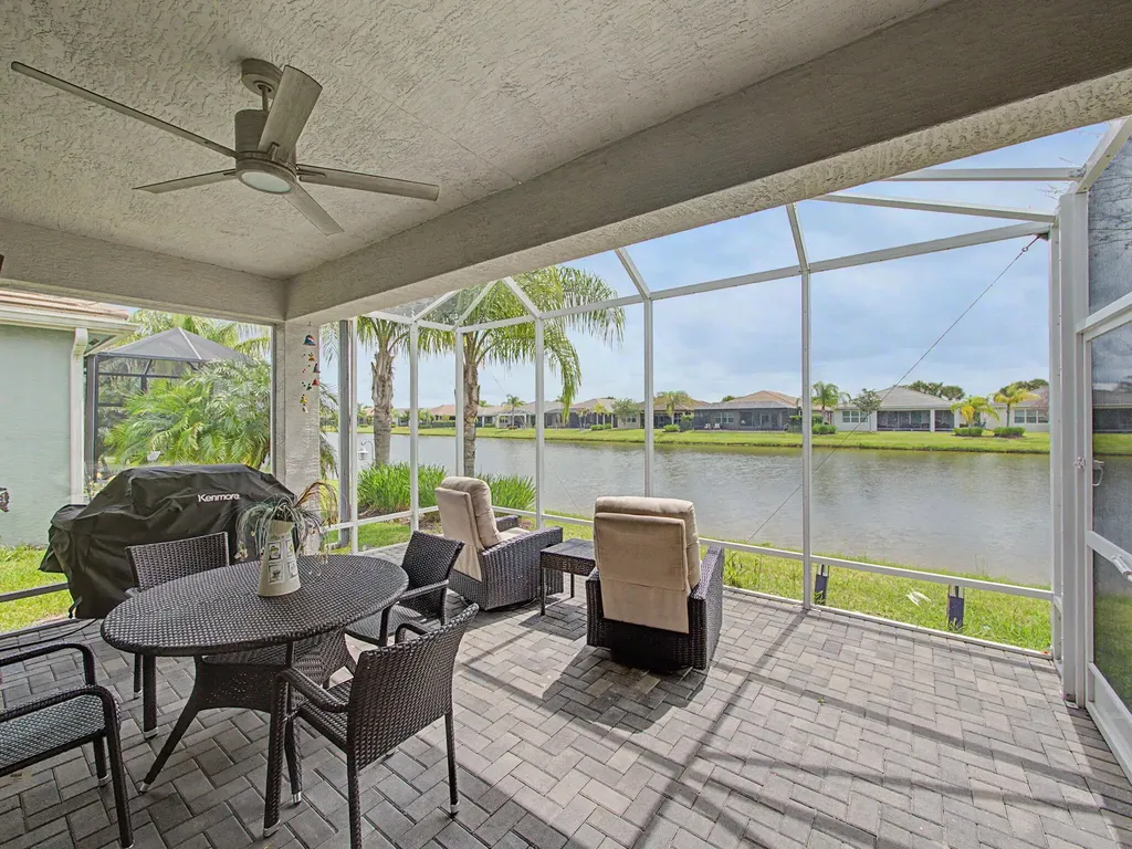 11875 SW Jasper Lake Way Port St Lucie FL 34987